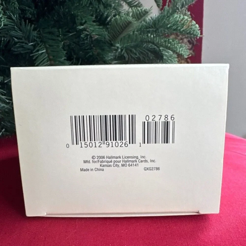 Hallmark Keepsake A Winter Perch 2006 Winter Adirondack Chair Ornament QXG2786